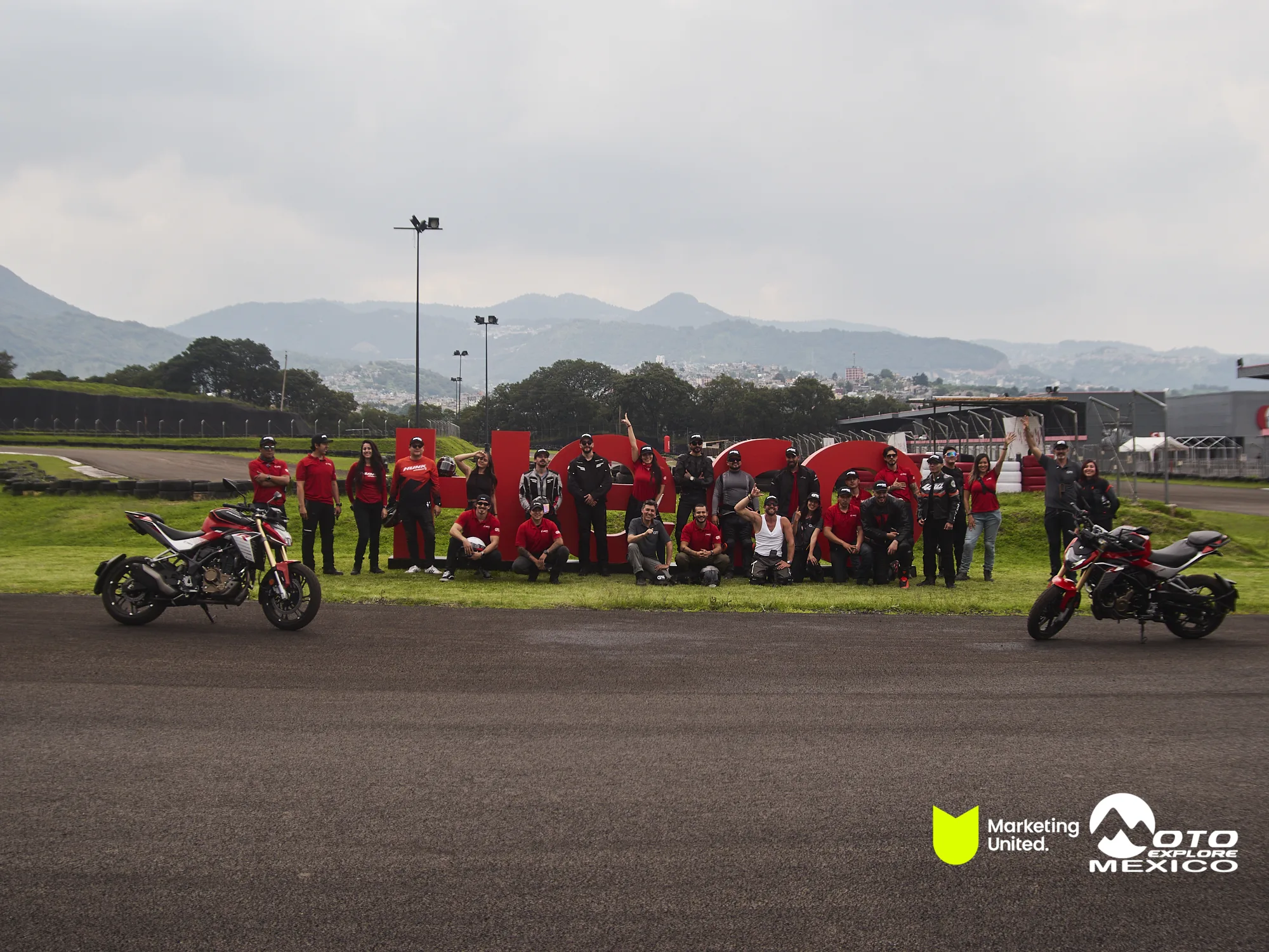 HUNK TRACKDAY 537